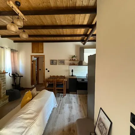 Margarita Cottage In Paralia Velikas Messíni Exteriér fotografie
