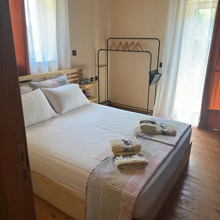 Margarita Cottage In Paralia Velikas Messíni Exteriér fotografie